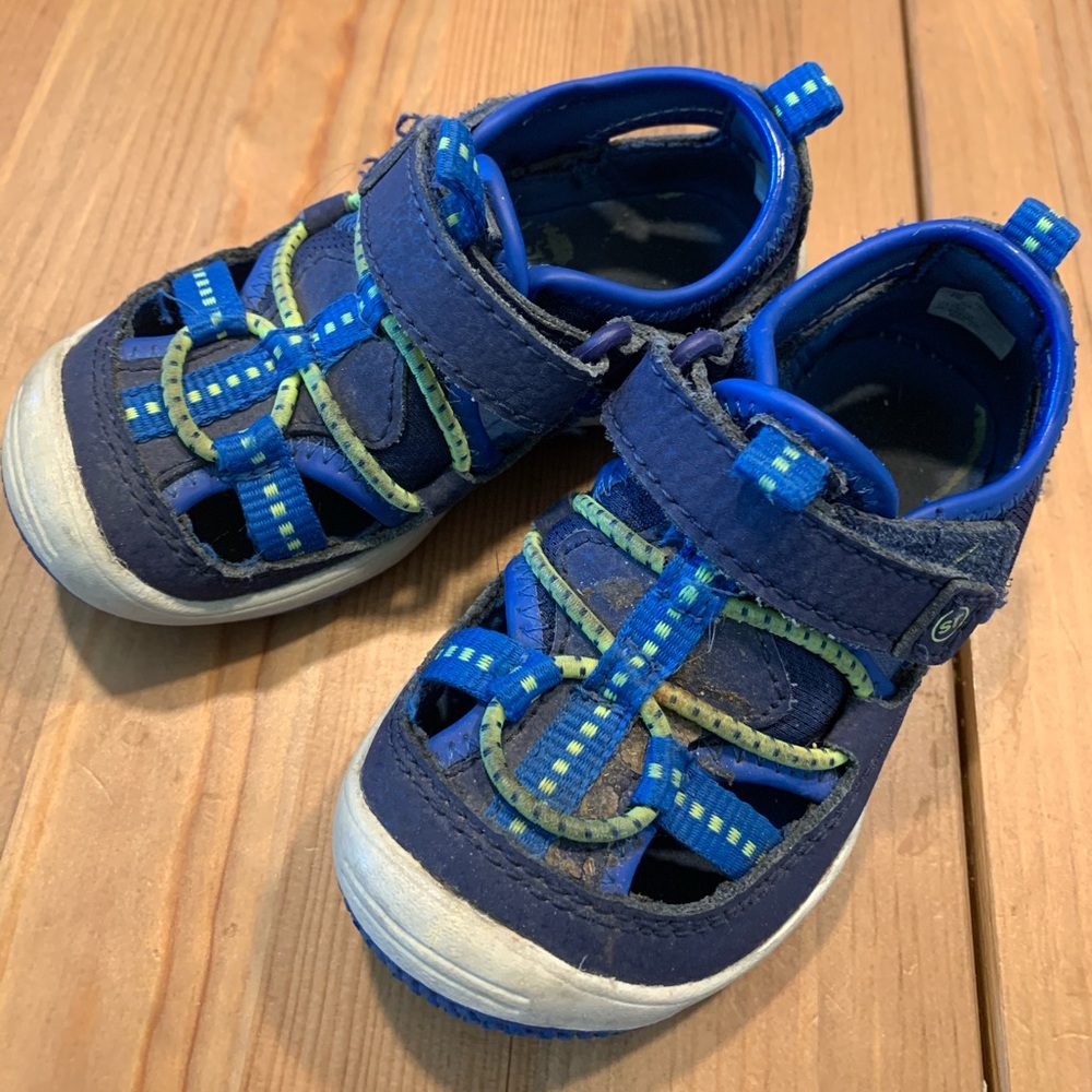 Stride rite sandals size 6 toddler